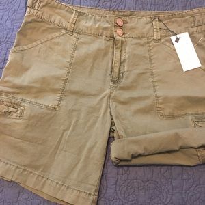 Brand new w/ tags Sanctuary army green shorts